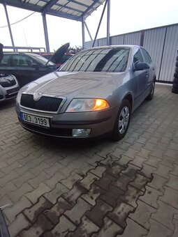 Škoda Octavia 2 1.6 MPI benzin - 2