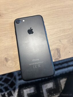 iPhone 7 - 2