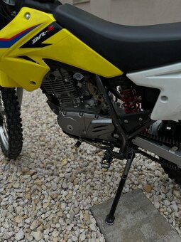 Suzuki DR-Z 125L - 2