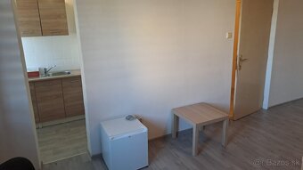 Prenájom 1izbového bytu - Liptovský Mikuláš - 2