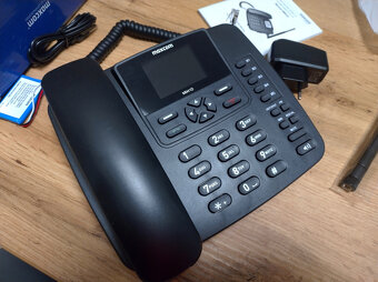 NOVY stolovy telefon Maxcom MM41D 4G VoLTE - 2