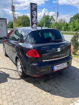 Predám seat toledo 2007 1.6 benzín - 2