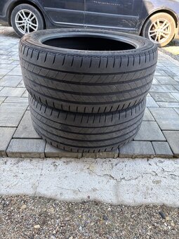 Predám 2ks letné Pneu BRIDGESTONE 255/45R19 - 2