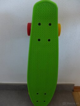 Skateboard Street surfing - 2
