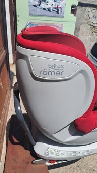 Autosedačka Britax römer - 2