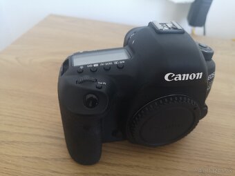 Canon 5D MARK Iv + Canon 50 mm, Rezervovaný - 2