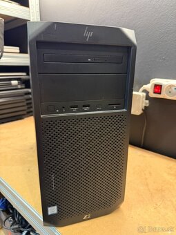 Predám pokazený počítač HP Z2 Workstation na diely. - 2