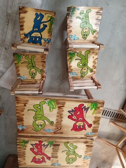 Dreveny nábytok s motívmi - 2