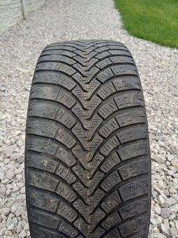 Falken Eurowinter HS01 - 2