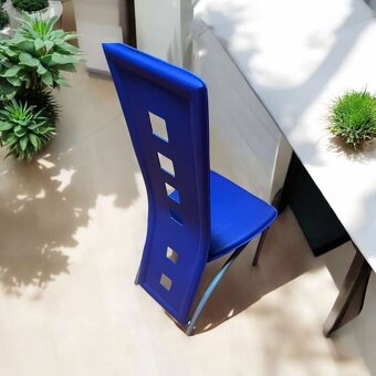 Moderné kuchynské stoličky do jedálne – NOVÉ - 2