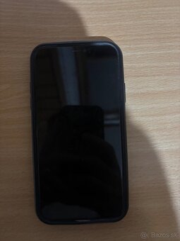 Predám iphone 11 - 2