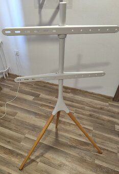 Tv stojan - 2