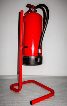 Stojan na hasiace prístroje - 2