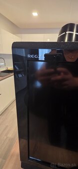 Toshiba Regza (32AV615DB) - 2