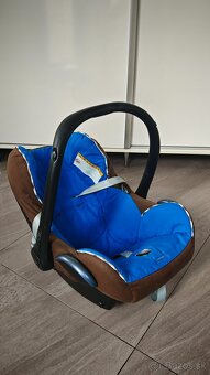 Detská autosedačka Maxi Cosi vajíčko - 2