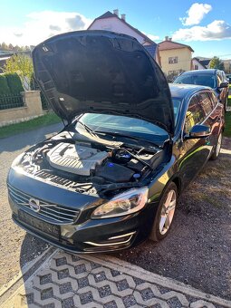 Volvo V60 D6 Plugin Hybrid AWD - 2