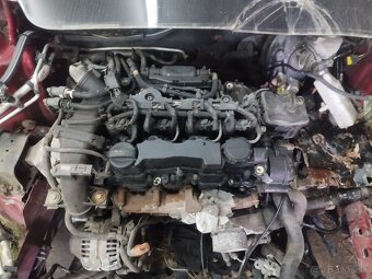 Predám motor 1.6 HDI Peugeot - 2
