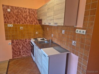 Predám Garzónku (20 m2), Cintorínsky rad, Komárno - 2