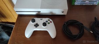 Predám Xbox one S+hry - 2