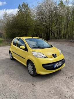 Peugeot 107 1.0 Benzín - 2