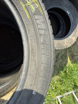 25. Letne pneu 235/50 r19 103V rv 2019 - 2