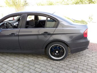 Predám BMW rada 3 E90 320d - 2