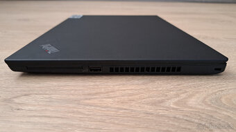 LENOVO ThinkPad T14 Gen 2 (Január 2022) - 2