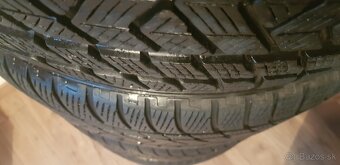295 40 R21 PIRELLI - 2