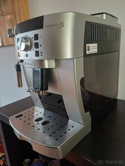 Kávovar Delonghi - 2