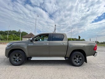 TOYOTA HILUX 150 kw automat - 2