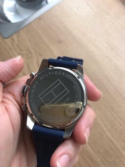 luxusne hodinky tommy hilfiger - 2
