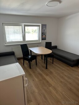 Na prenájom posteľ / izba - 2