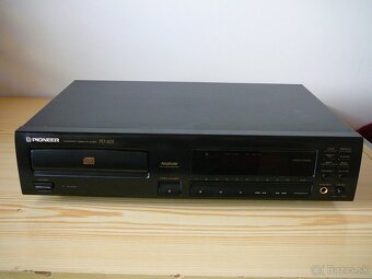 prehrávač kompaktných diskov " Pioneer PD 203 " - 2