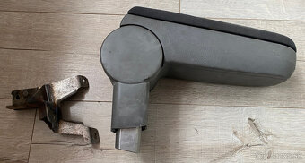 Lakťová opierka na Škoda Octavia 1 šedá - 2