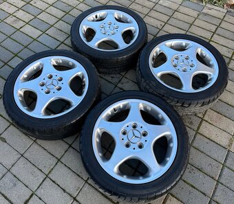 Elektrony mercedes - 2