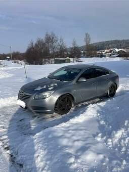 Predam Opel insignia 2010 96 KW - 2