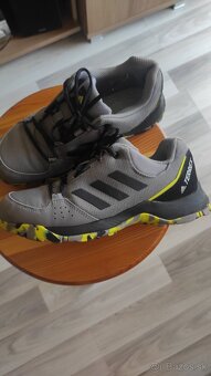 Tenisky adidas - 2