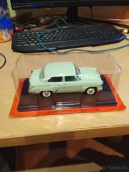 Predám nový nerozbaleny model Moskvic 403-1963 - 2