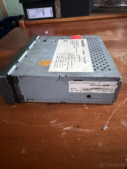 Predám autorádia MAJESTIC a ROADSTAR - 2