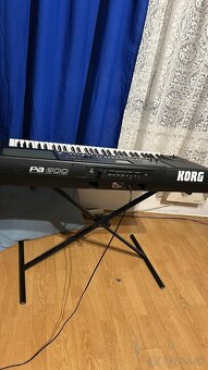 KORG PA600 - 2
