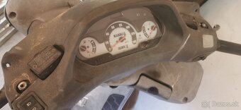 Honda Panteoon - 2