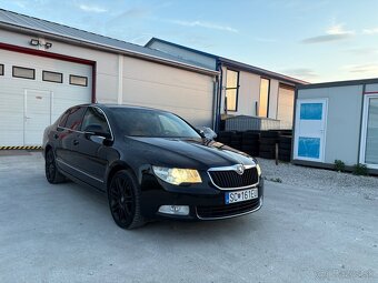 Škoda Superb 3.6 v6 Individual - 2