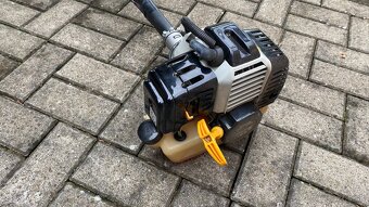 Predám krovinorez RYOBI RBC-52SB - 2