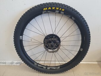 Zadne koleso Trsr e13 carbon boost 148x12 - 2