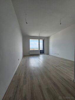 Na Predaj moderný 1-izbový Byt s Loggiou na Popradskej ulici - 2