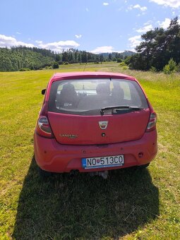 Dacia Sandero - 2