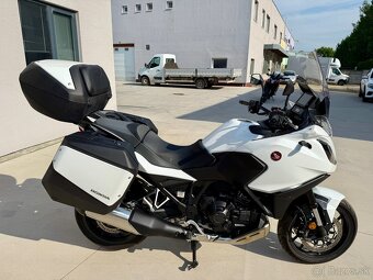 Honda NT 1100 D 800km - 2