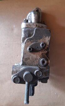 Regulator tlaku paliva mitsubishi pajero pinin - 2