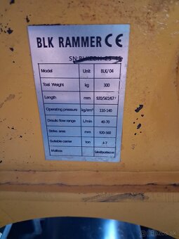 vibračná doska na bager - 2