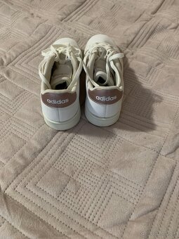 Botasky adidas - 2